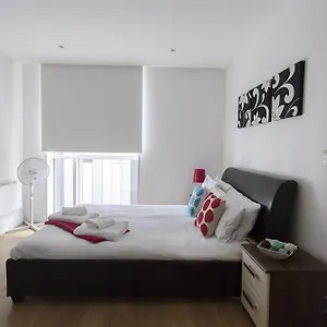 Hotel Times Square Serviced, London